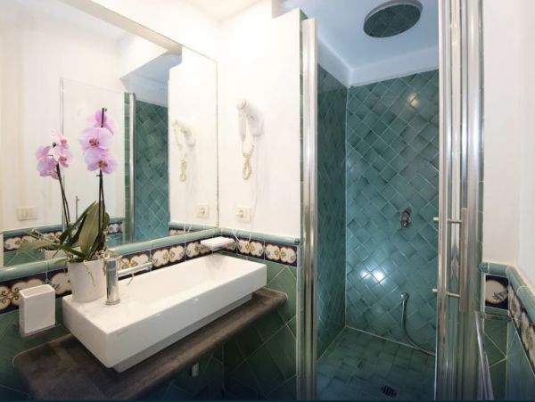 Amalfi Vacation Pool Home Six Bedroom Ocean Views