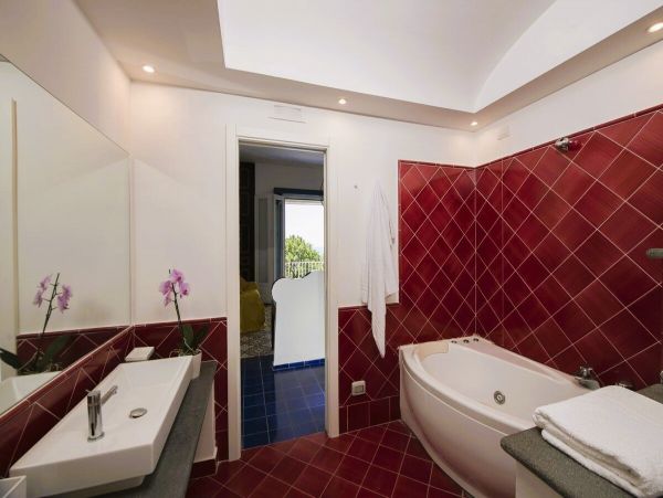 Amalfi Vacation Pool Home Six Bedroom Ocean Views