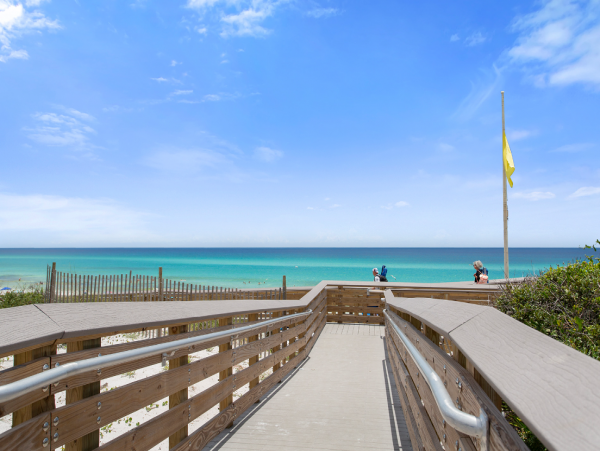 Townhome with 3 Bedrooms in Seacrest Beach