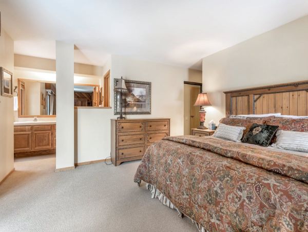 Beaver Creek Vacation Townhome Four Bedroom