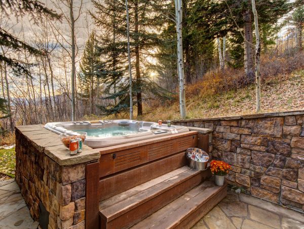 Luxury Vacation Home Teton Village with Great Views & Spa
