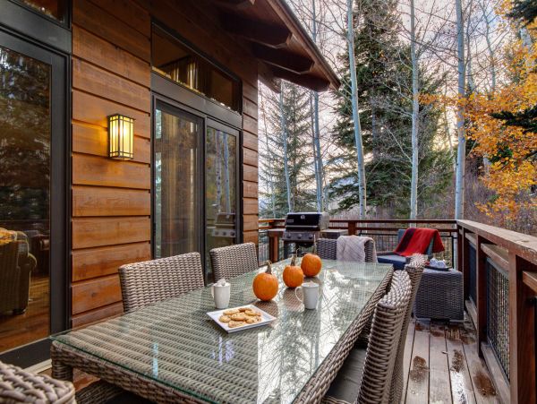 Luxury Vacation Home Teton Village with Great Views & Spa