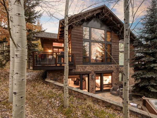 Luxury Vacation Home Teton Village with Great Views & Spa