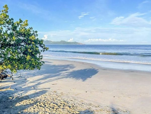 Vacation Villa in Playa Flamingo with Great Views & Close to Beach