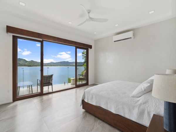 Vacation Villa in Playa Flamingo with Great Views & Close to Beach