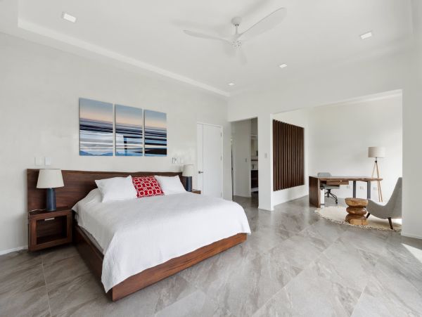 Vacation Villa in Playa Flamingo with Great Views & Close to Beach