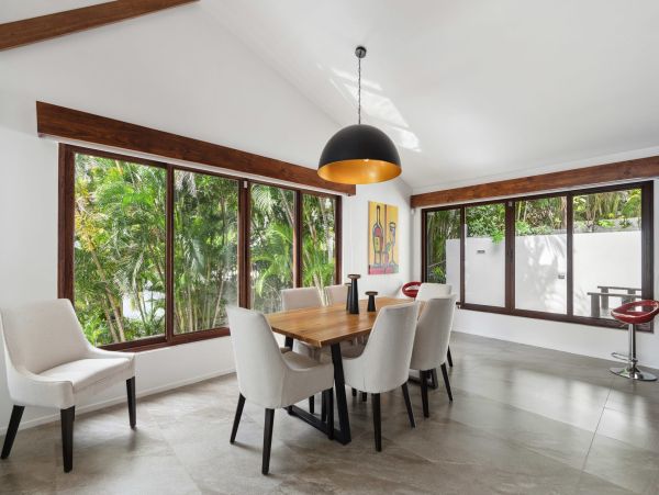 Vacation Villa in Playa Flamingo with Great Views & Close to Beach