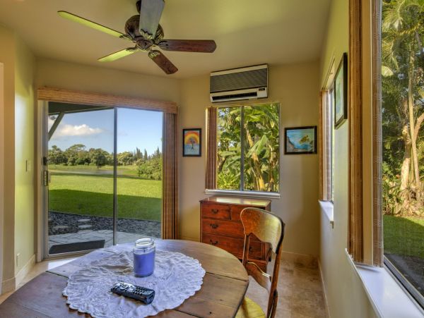 Princeville Vacation Pool Home Six Bedroom Walk to Beach