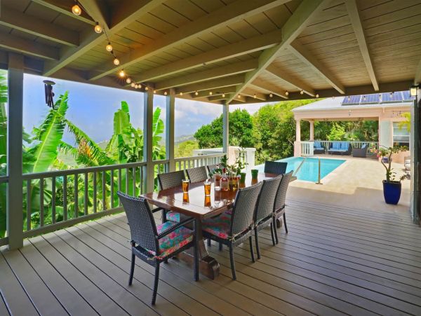 Stunning Gated Property with Bay Views, Heated Pool, Gym & Yoga Studio
