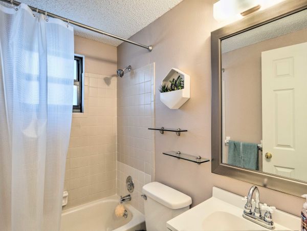 Bright Venice Rental with private pool