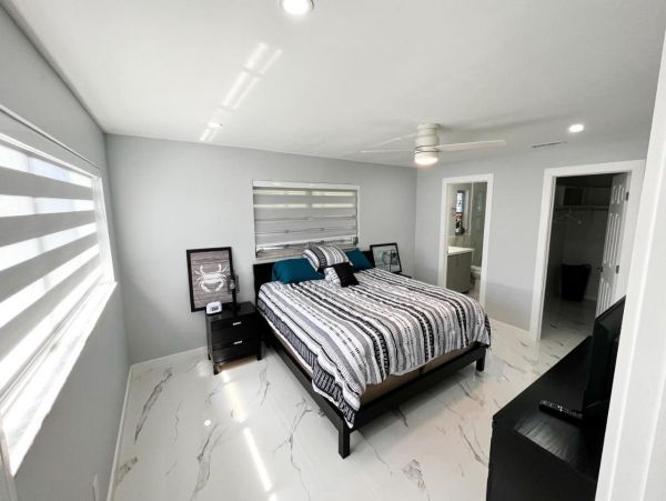 Cape Coral 2 Bedroom Home with Dock