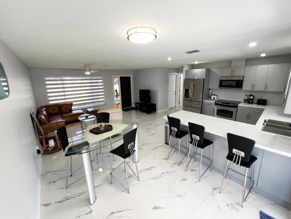 Cape Coral 2 Bedroom Home with Dock