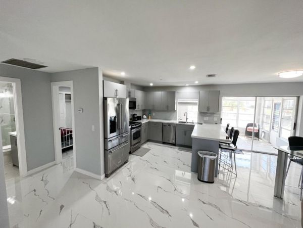 Cape Coral 2 Bedroom Home with Dock