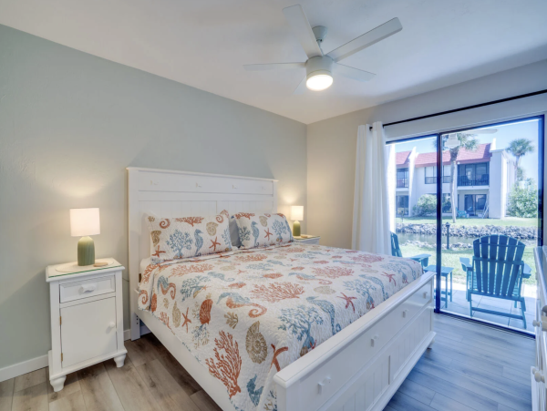 Anna Maria Cozy Coastal Retreat by the Beach