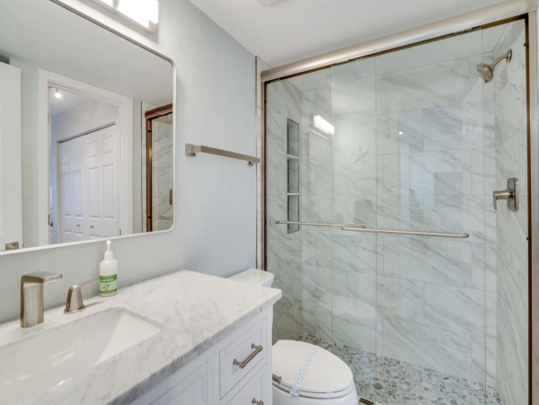 Anna Maria Cozy Coastal Retreat by the Beach
