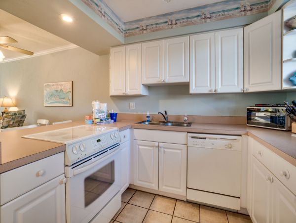 Anna Maria Island 1 Bedroom Vacation Condo Steps to Beach