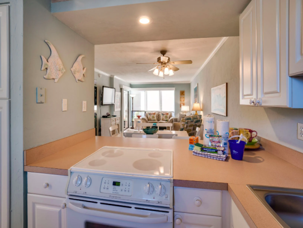 Anna Maria Island 1 Bedroom Vacation Condo Steps to Beach