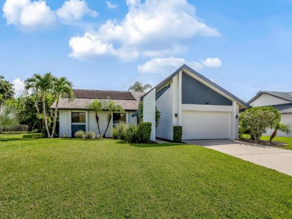 North Fort Myers Vacation Home Three Bedroom