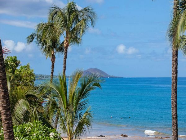 Ocean View Two Bedroom Vacation Rental Condo in Kihei