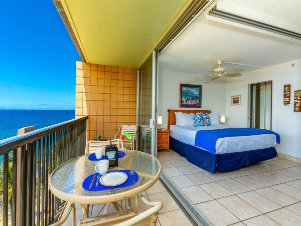 Ocean View Two Bedroom Vacation Rental Condo in Kihei