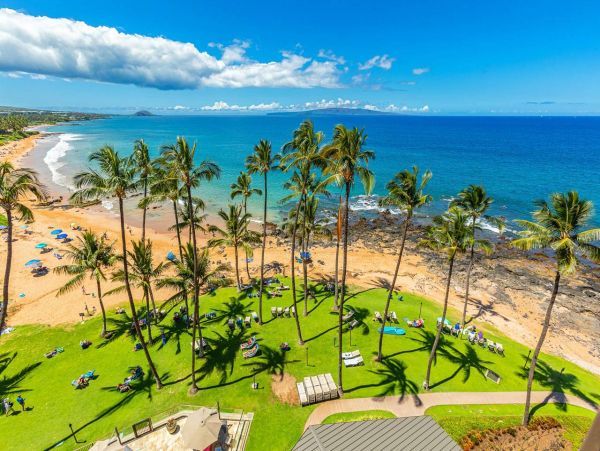 Ocean View Two Bedroom Vacation Rental Condo in Kihei