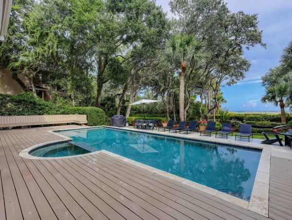 Luxury Oceanfront Vacation Home in Hilton Head Sleeps 14