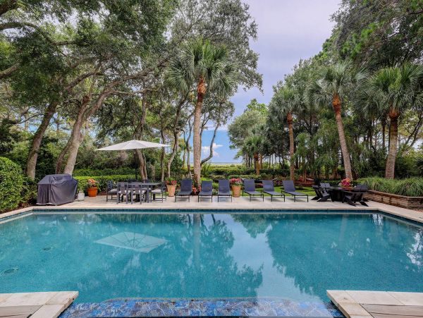 Luxury Oceanfront Vacation Home in Hilton Head Sleeps 14
