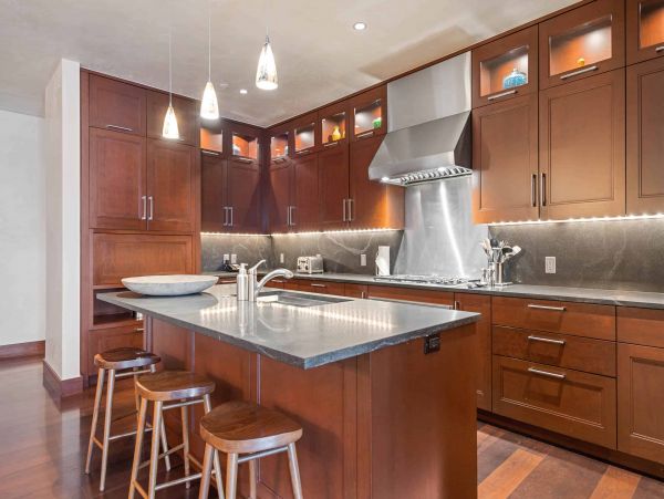 Luxury Vail Village penthouse with Valley Views