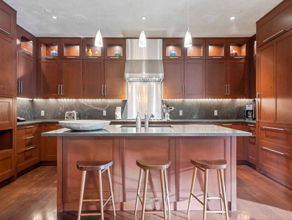 Luxury Vail Village penthouse with Valley Views