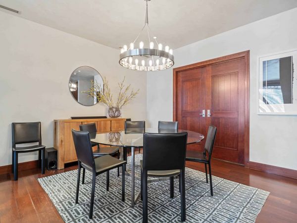 Luxury Vail Village penthouse with Valley Views