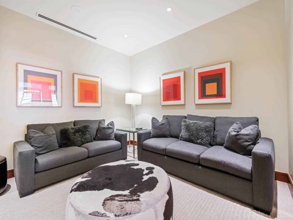 Luxury Vail Village penthouse with Valley Views
