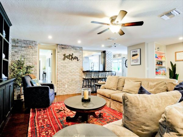 Bradenton Vacation Home Five Bedroom with Pool