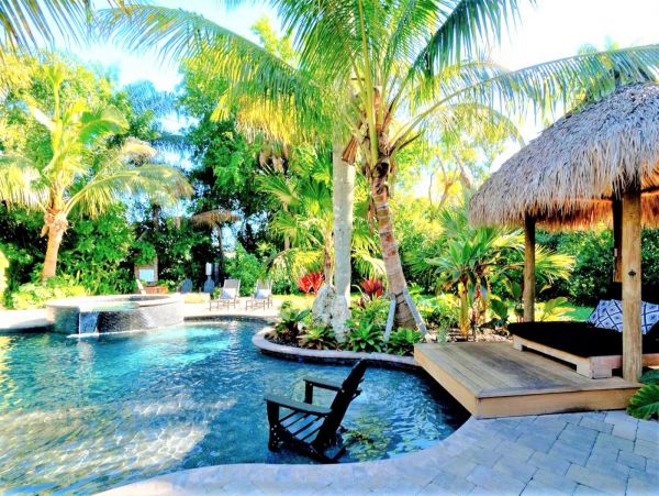 Bradenton Vacation Home Five Bedroom with Pool