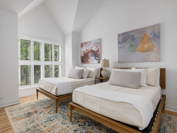 Bradenton Waterfront Oasis: Spacious Rental for 18 Guests