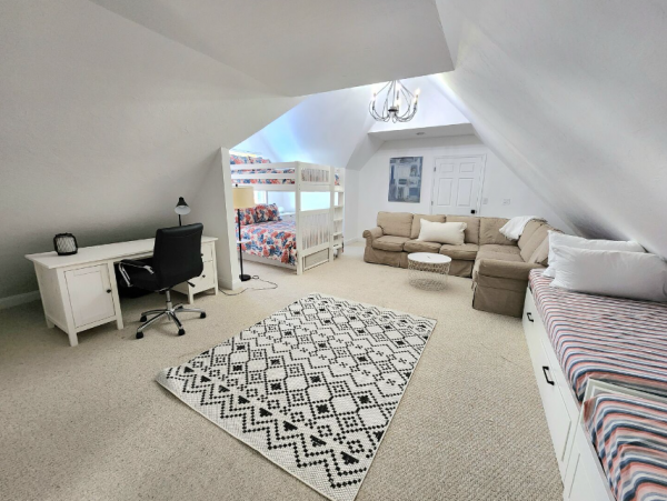 Bradenton Waterfront Oasis: Spacious Rental for 18 Guests
