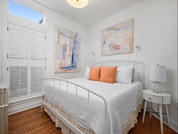 Bradenton Waterfront Oasis: Spacious Rental for 18 Guests
