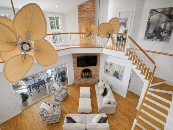 Bradenton Waterfront Oasis: Spacious Rental for 18 Guests