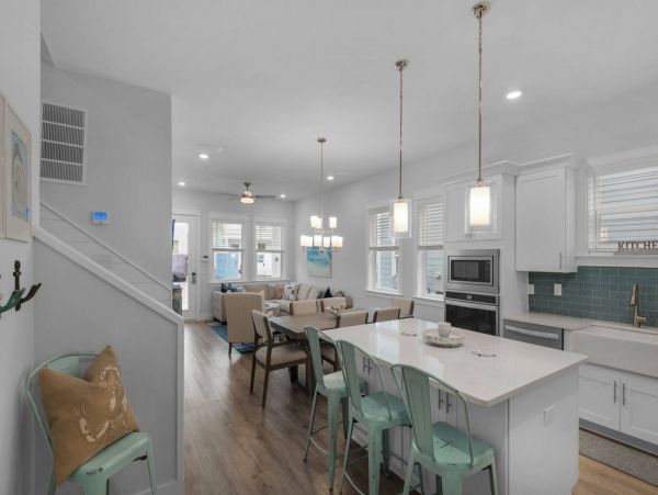 Walk to Beach Santa Rosa Beach Vacation Home 4 Bedrooms