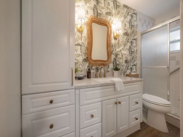 Clearwater Vacation Pool Home Sleeps 12 Guests