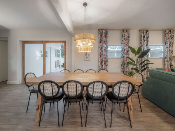 Clearwater Vacation Pool Home Sleeps 12 Guests