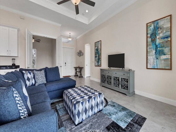 Beautiful Waterfront 3 Bedroom Home in Port Charlotte