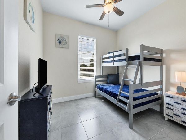 Beautiful Waterfront 3 Bedroom Home in Port Charlotte