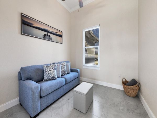 Beautiful Waterfront 3 Bedroom Home in Port Charlotte