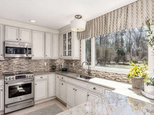Hamptons Pool Home Hot Tub Luxury Wow!