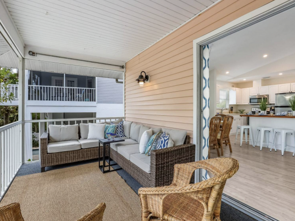 Only One Block to the Beach a Great Anna Maria Island Home