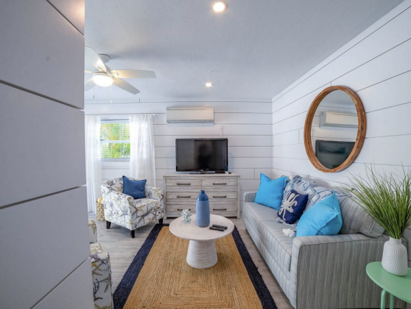 Only One Block to the Beach a Great Anna Maria Island Home