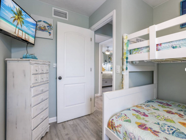 Only One Block to the Beach a Great Anna Maria Island Home
