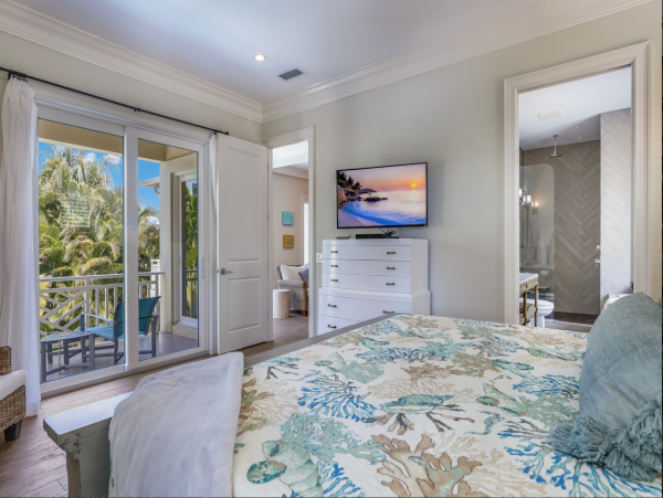 Stunning Luxurious Pool Home For Anna Maria Island North End Vacation Retreat