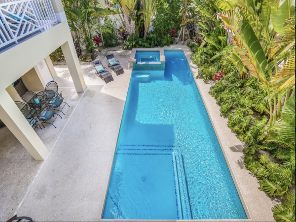 Stunning Luxurious Pool Home For Anna Maria Island North End Vacation Retreat