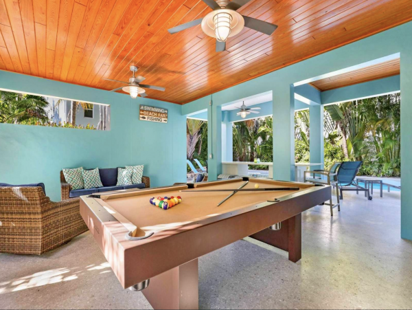 Stunning Luxurious Pool Home For Anna Maria Island North End Vacation Retreat